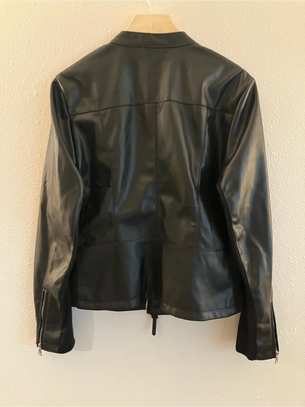 DKNY Black Faux Leather Mock-Neck Moto Biker Jacket Full-Zip NWOT Large